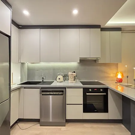 Sisli Gem Modern 1br With Ac Estambul